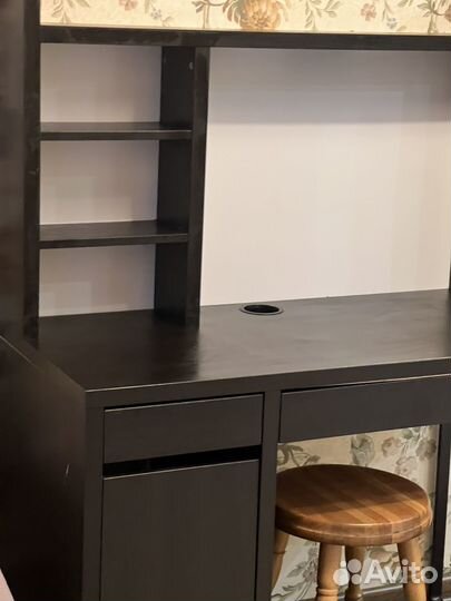 Письменный стол IKEA