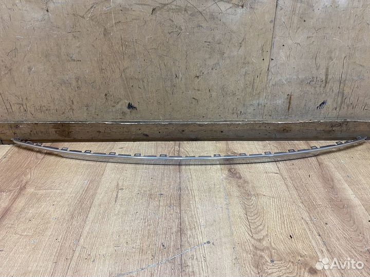 Молдинг заднего бампера центр Vw Tiguan 2017-2023