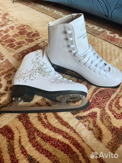 Коньки фигурные 41 размер