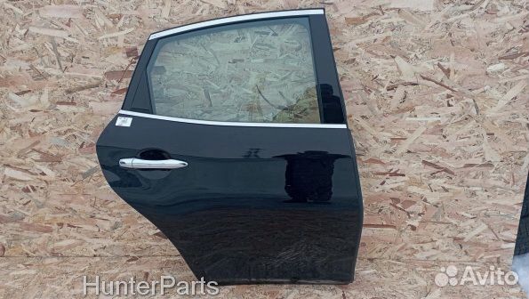 Дверь задняя правая Infiniti Q70