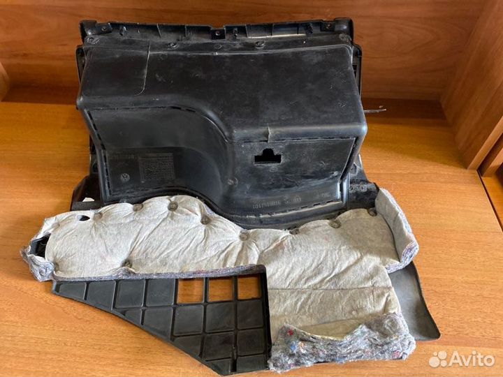 Перчаточный ящик Volkswagen Passat B5 1998 - 2002