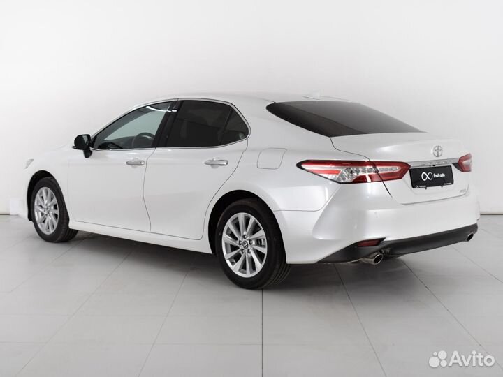 Toyota Camry, 2022