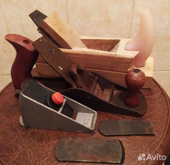 Инструмент СССР (Рубанок), Каска Труд