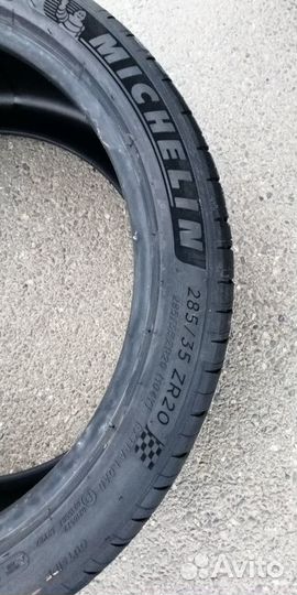 Michelin Pilot Sport 4 285/35 R20 104Y
