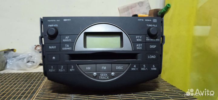 Авто магнитола б/у RAV 4 2006-2008г