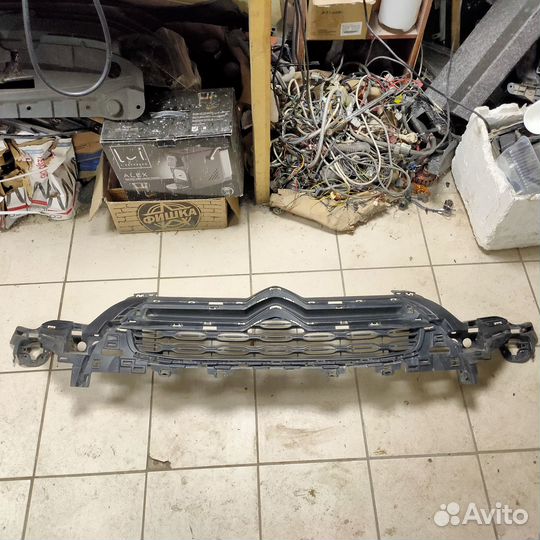 Решетка радиатора Citroen DS4 12-16 Оригинал