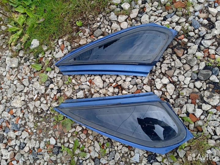 Стекло треугольник Вольво С40