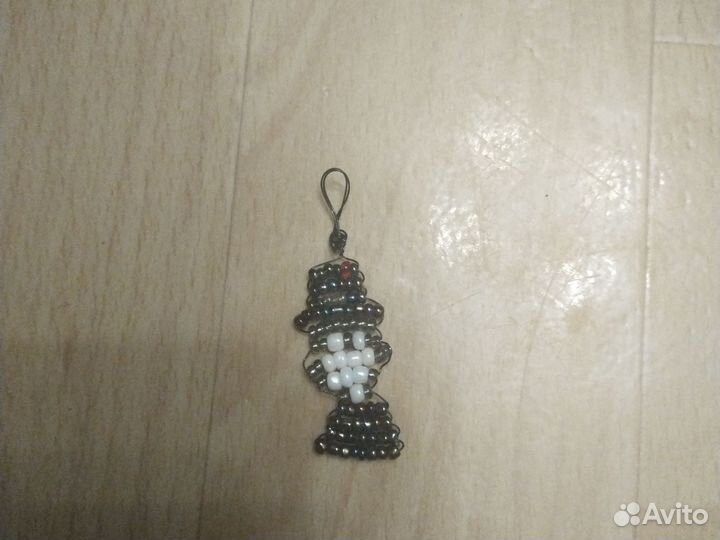 Фигурка из бисера