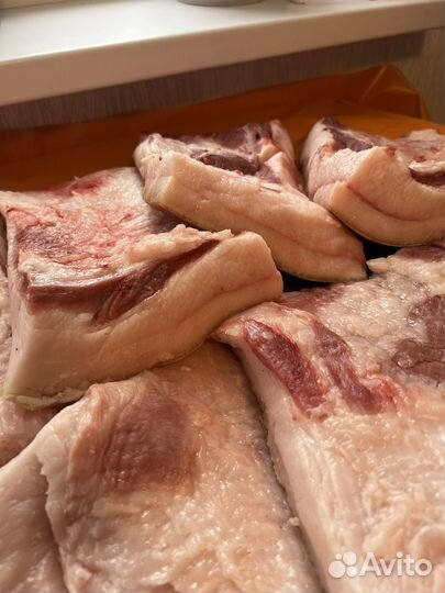 Сало свежее