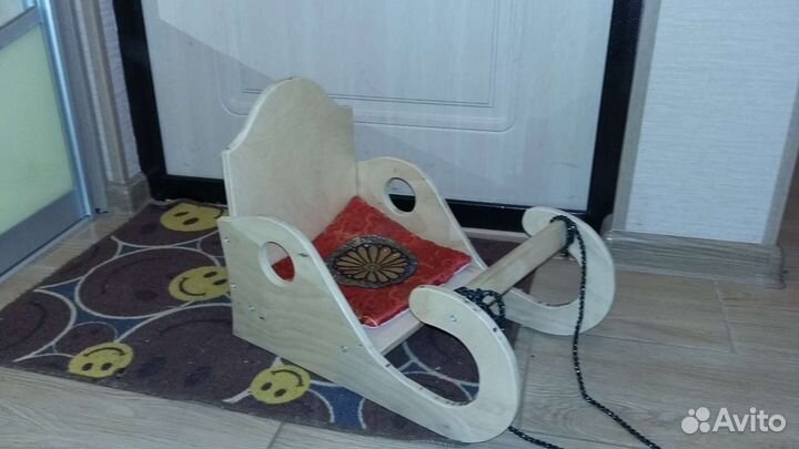 Игрушка санки для куклы