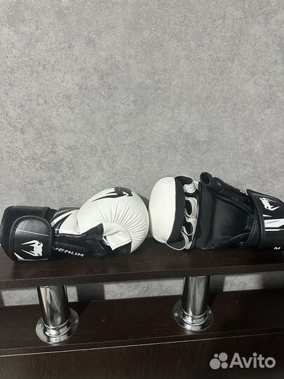 Перчатки мма венум размер м