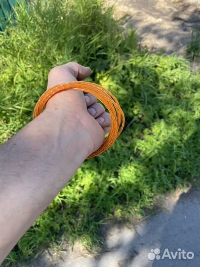 Браслет самодельный из лески для тримера