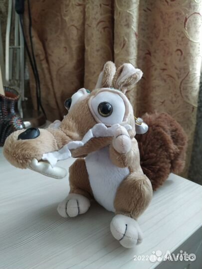 Игрушка Белка из Ледникового периода