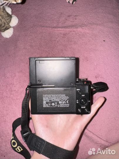 Компактный фотоаппарат sony E PZ 16-50mm