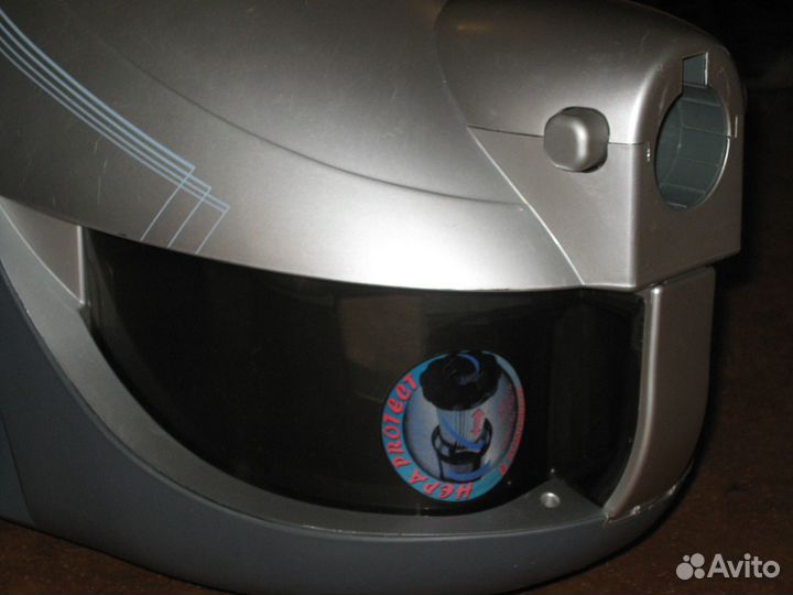 Пылесос bork 1900w Стронгер, Медея вертикаль