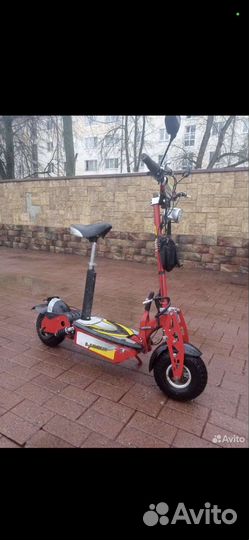 Самокат взрослый электрический