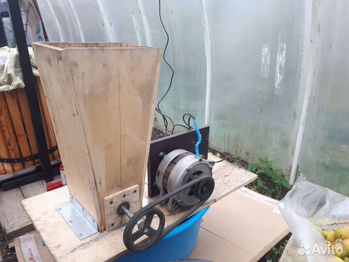 Соковыжималка. Пресс для яблок. Измельчитель