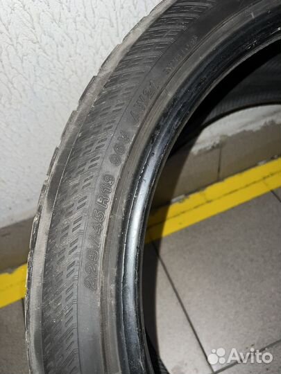 Yokohama BluEarth-4S AW21 225/45 R19 96V