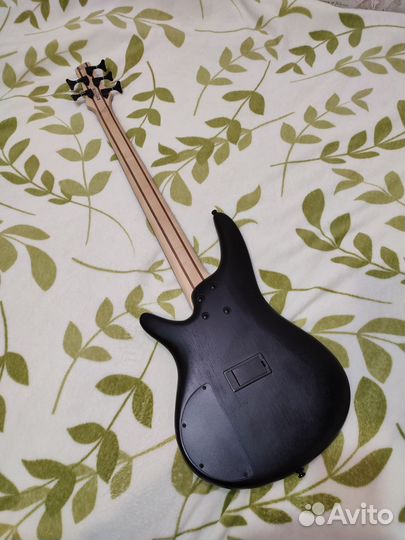 Бас гитара 5 струн Ibanez SR305