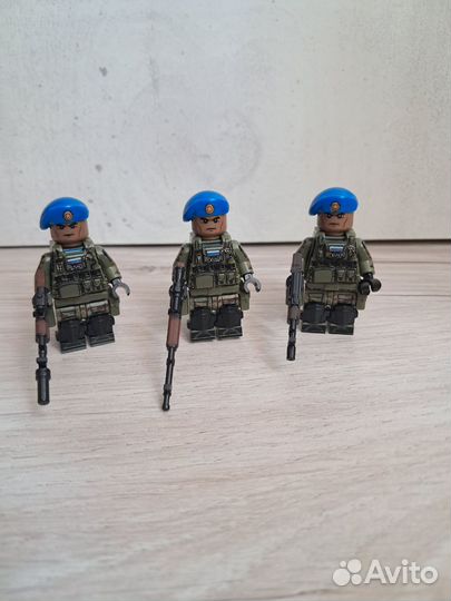 Lego минифигурки десант России