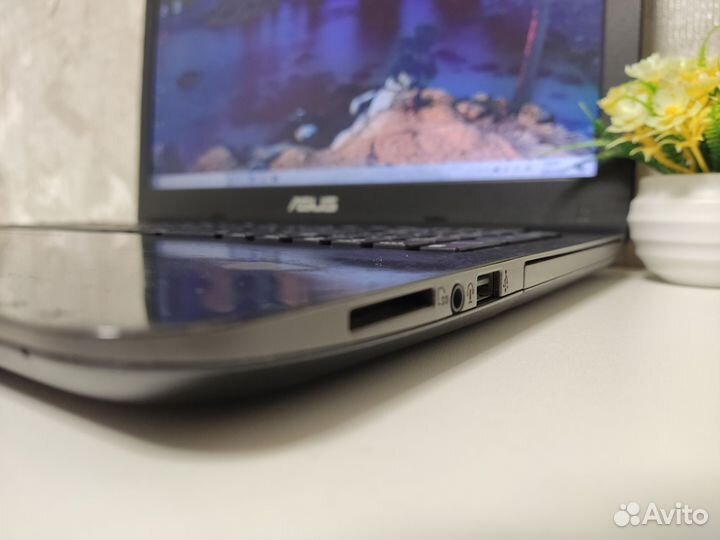 Ноутбук asus, SSD, Full HD, Nvidia 2Gb, гарантия