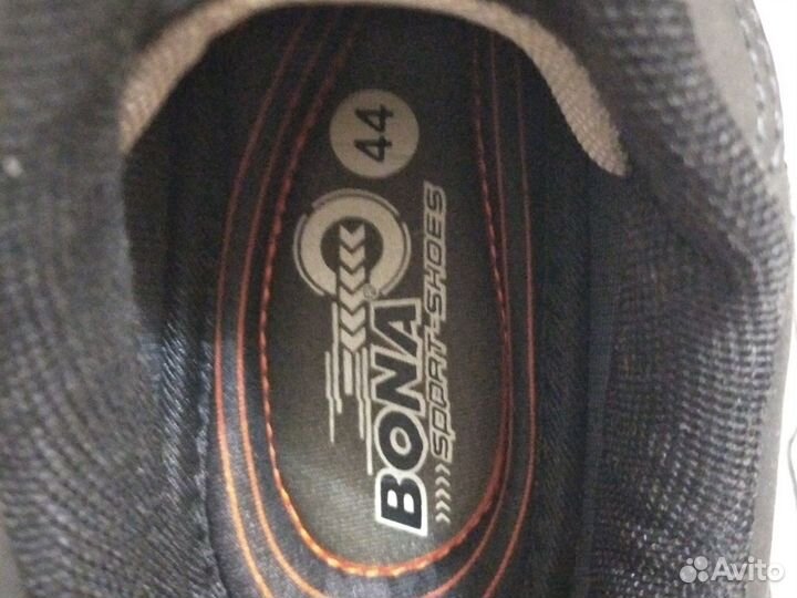 Кроссовки мужские Bona 44размер