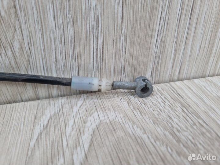 Трос замка капота Hyundai Solaris 2