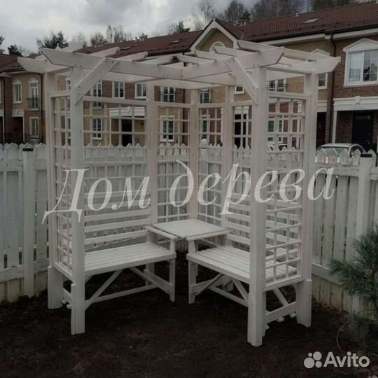 Пергола деревянная валовая с лавочкой навес цветы