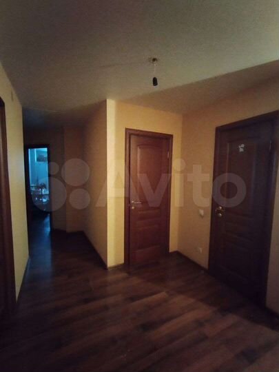 3-к. квартира, 86 м², 3/17 эт.