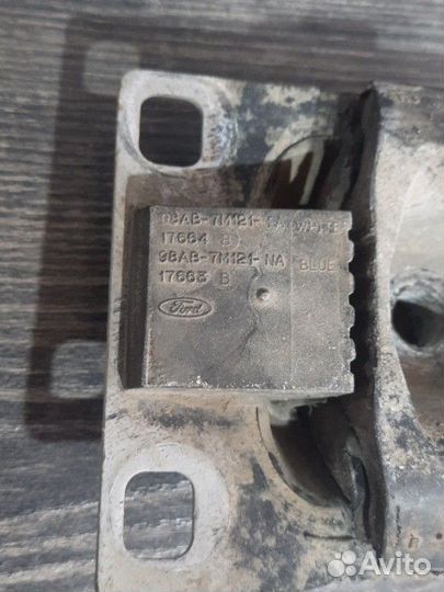 Подушка АКПП ford focus 1