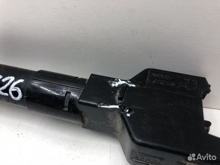 Форсунка омывателя фары Toyota Land Cruiser (150)