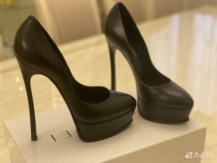Casadei 37