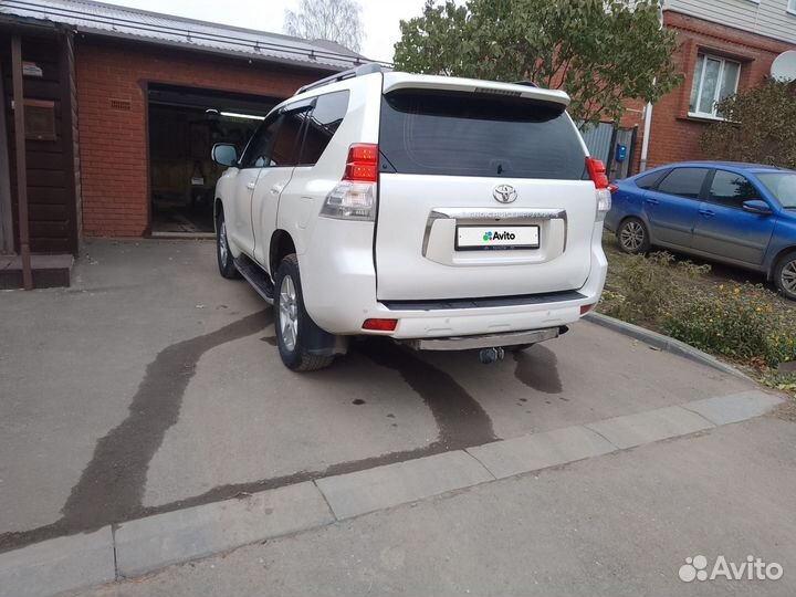 Toyota Land Cruiser Prado 3.0 AT, 2011, 400 000 км