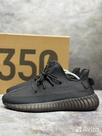 Кроссовки Adidas Yeezy Boost 350 (41)