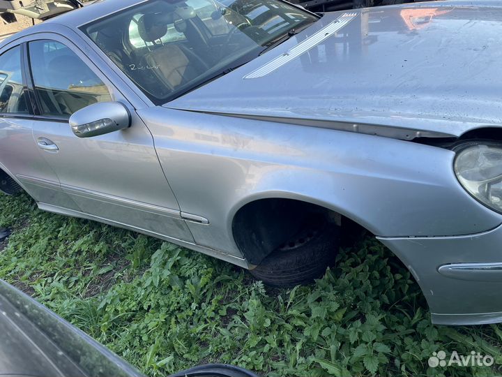 По Запчастям Мерседес W211. 2005г. 2.2 CDI