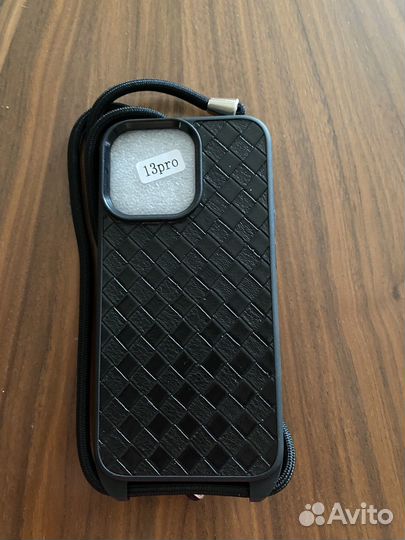 Чехол iPhone 13prо в стиле Bottega Veneta на шнурк