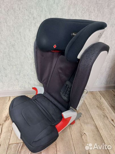 Детское автокресло 15 до 36 кг britax romer kidfix