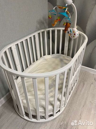 Детская овальная кроватка