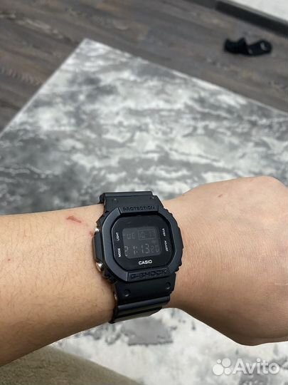 Часы casio G-shock dw 5600