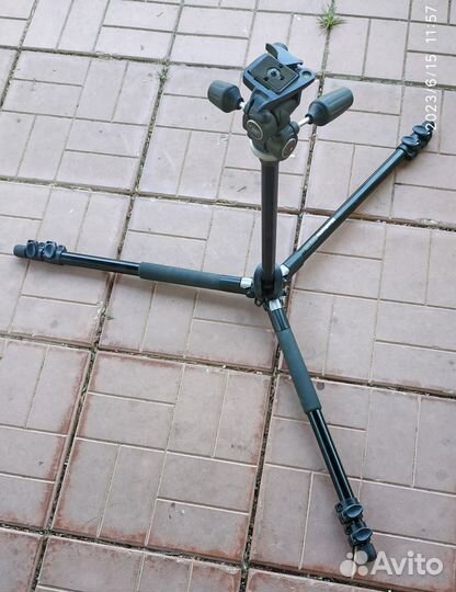 Штатив Manfrotto 055xprob + головка 804RC2