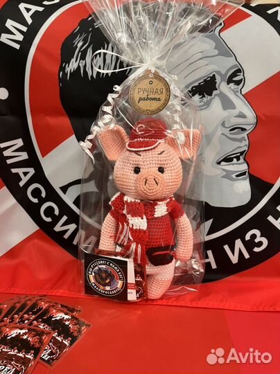 Поросёнок (сувенир для болельщиков фк Спартак)