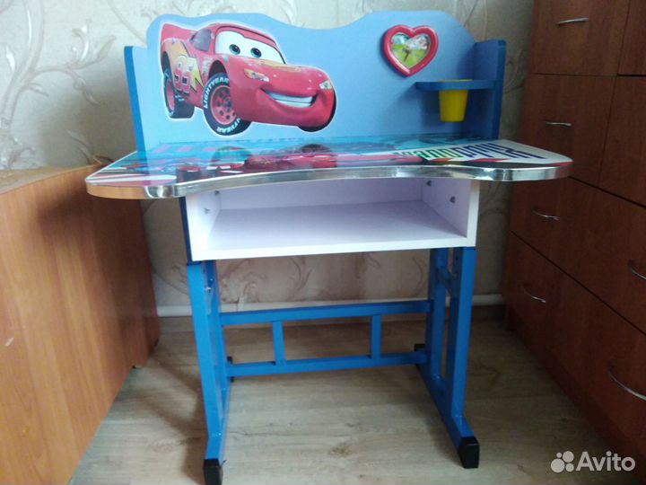 Парта со стулом