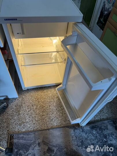 Холодильник маленький бу