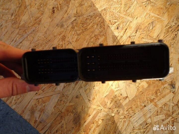 Блок управления двигателем Volkswagen Touareg 7L6