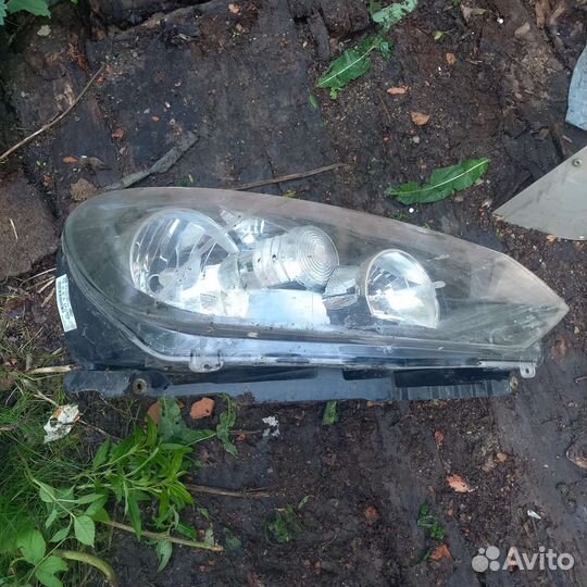 Volkswagen гольф6 фара