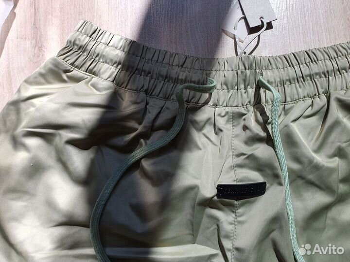 Шорты Fear Of God FOG Essentials зеленые M