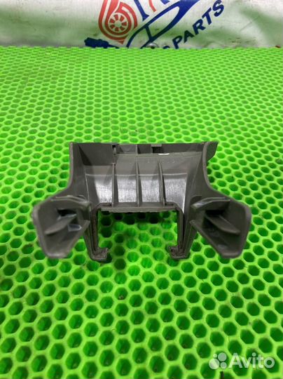 Заглушка полозьев сидения задняя правая Acura Mdx