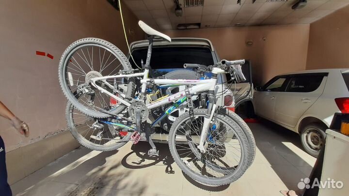 Велобагажник на заднюю дверь