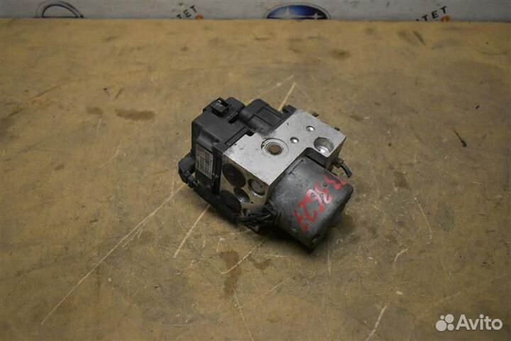 Блок ABS Toyota Corolla E120 хэтчбек 5Д 3zzfe 1.6