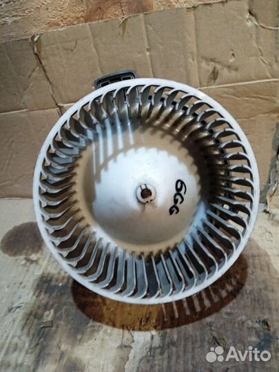 Моторчик отопителя Mazda 6